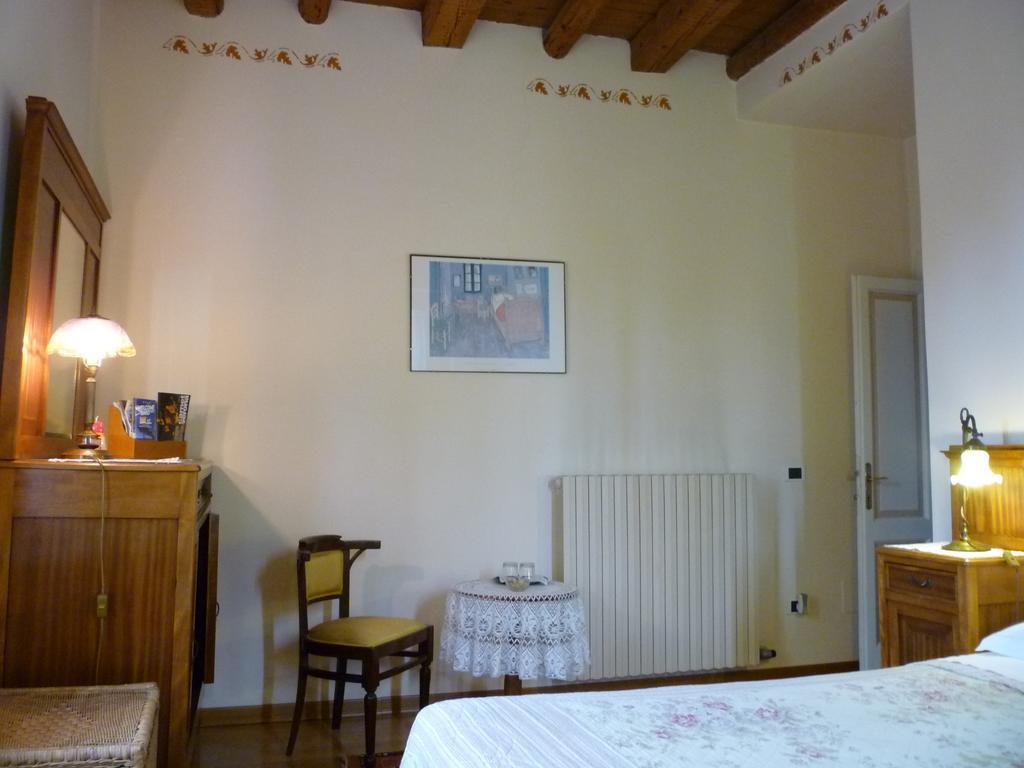 B&B Villa Dei Pini Domegliara Экстерьер фото
