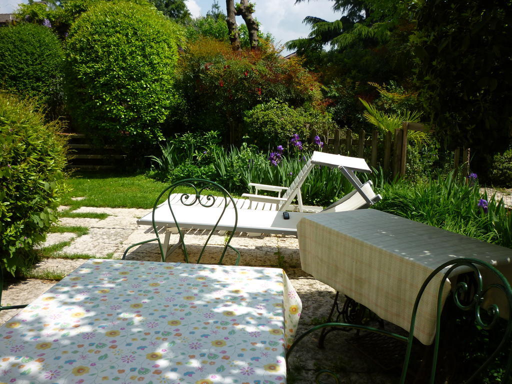 B&B Villa Dei Pini Domegliara Экстерьер фото