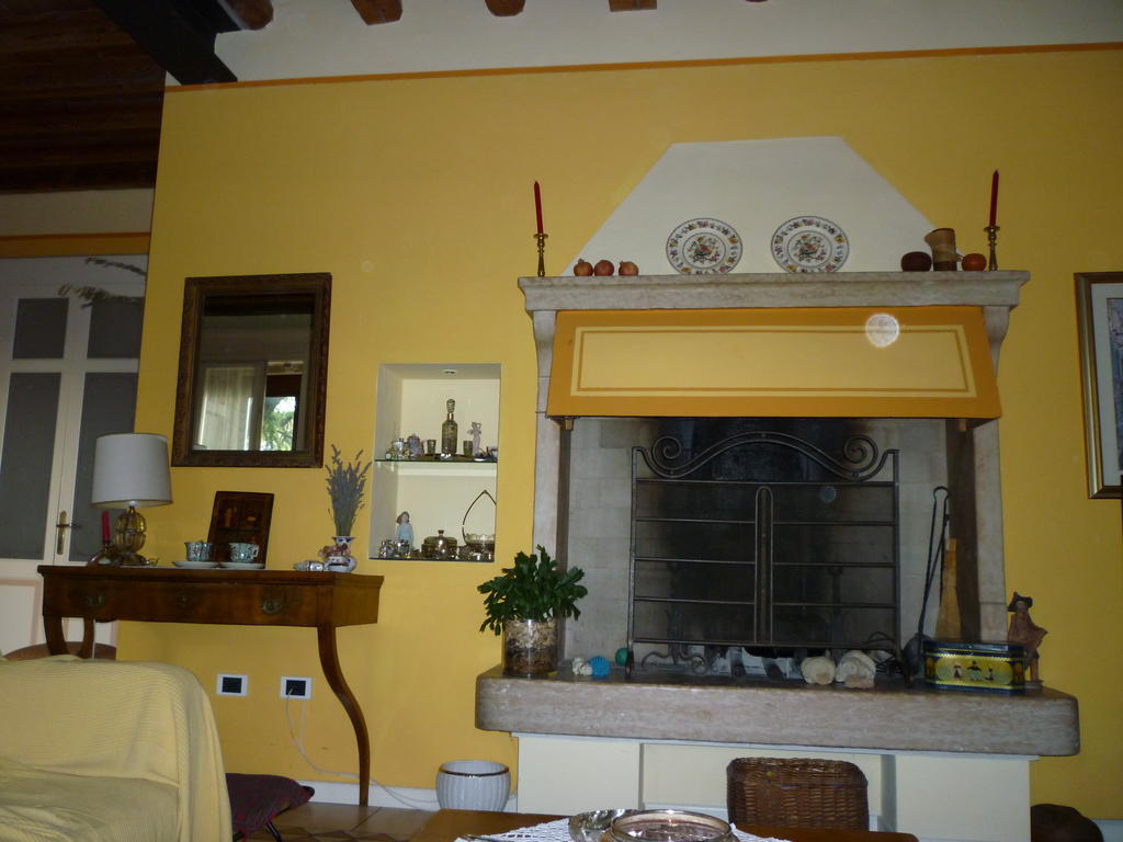 B&B Villa Dei Pini Domegliara Экстерьер фото